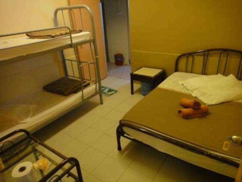 Eight Mentigi Guesthouse Cameron Highlands Buitenkant foto
