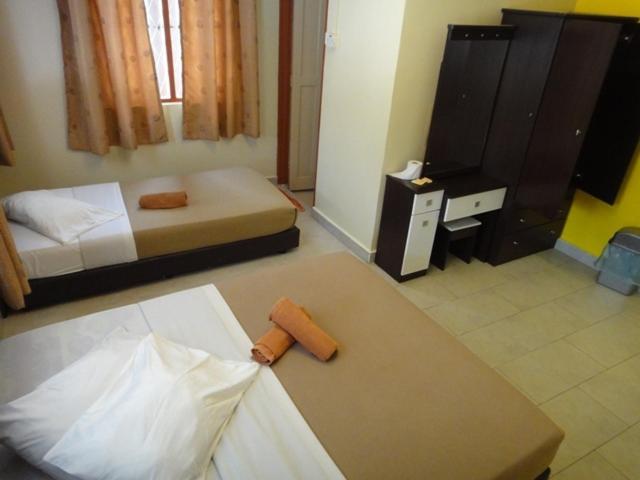 Eight Mentigi Guesthouse Cameron Highlands Buitenkant foto