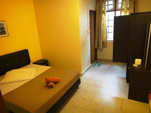Eight Mentigi Guesthouse Cameron Highlands Buitenkant foto