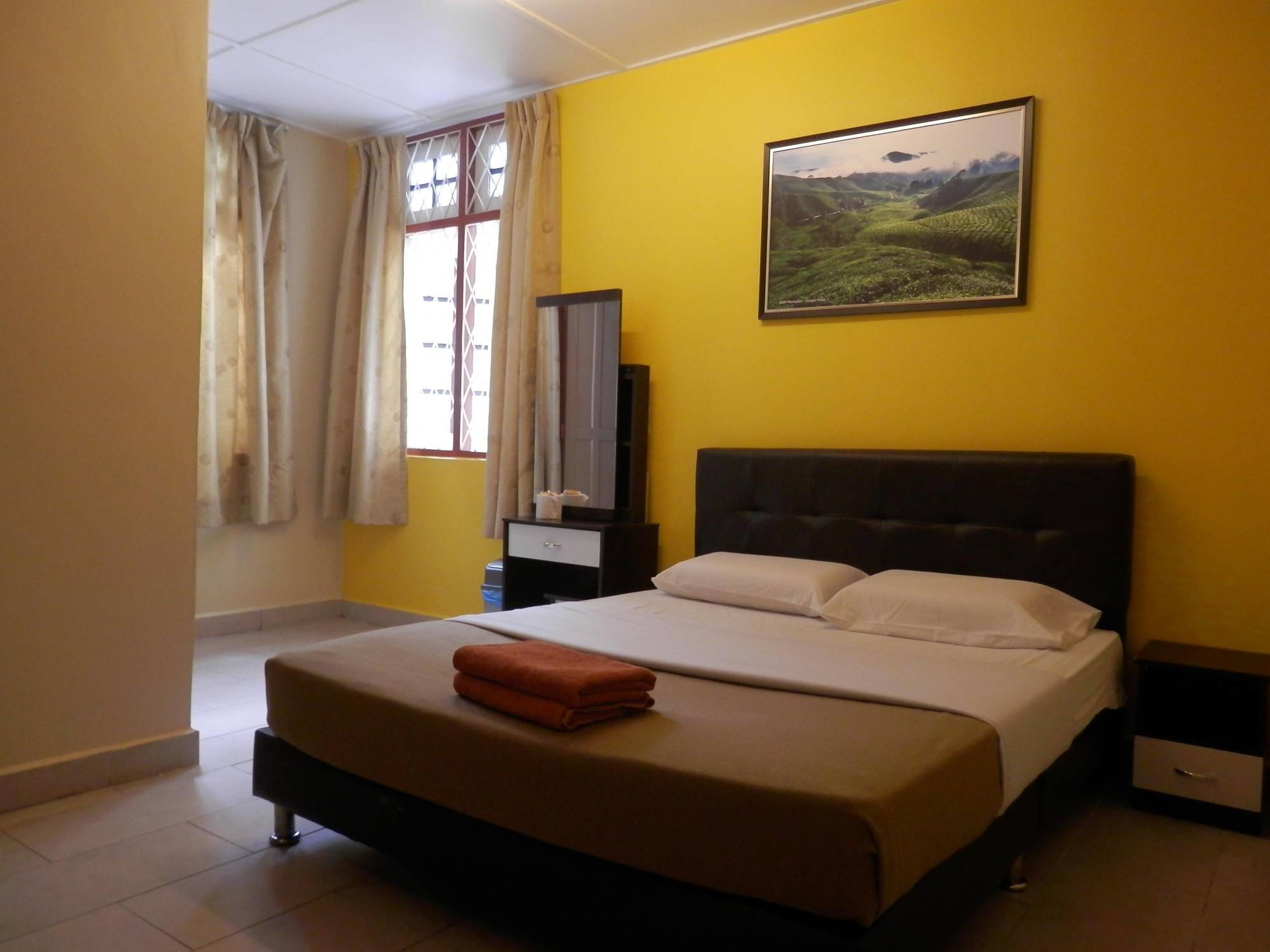 Eight Mentigi Guesthouse Cameron Highlands Buitenkant foto